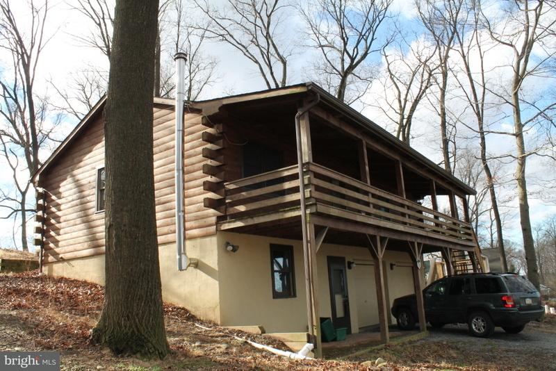 942 Amosite Road Elizabethtown, PA 17022 - Photo 6 of 20 Gallery Image 6