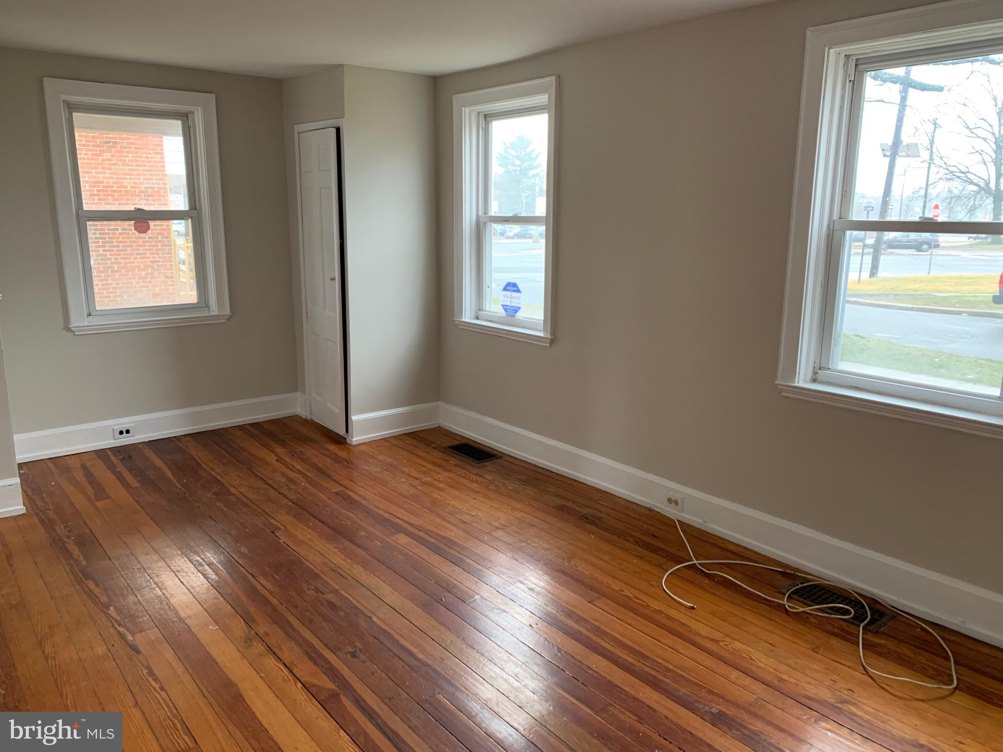 1663 Alabama Road Camden, NJ 08104 - Photo 5 of 15
