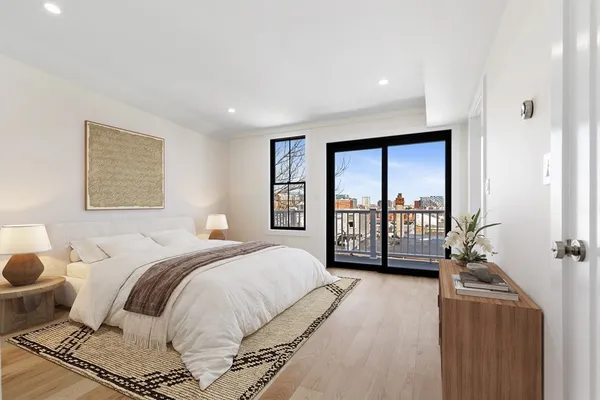 $12,000 | 300 West 3rd Street, Unit 300, Boston, MA 02127