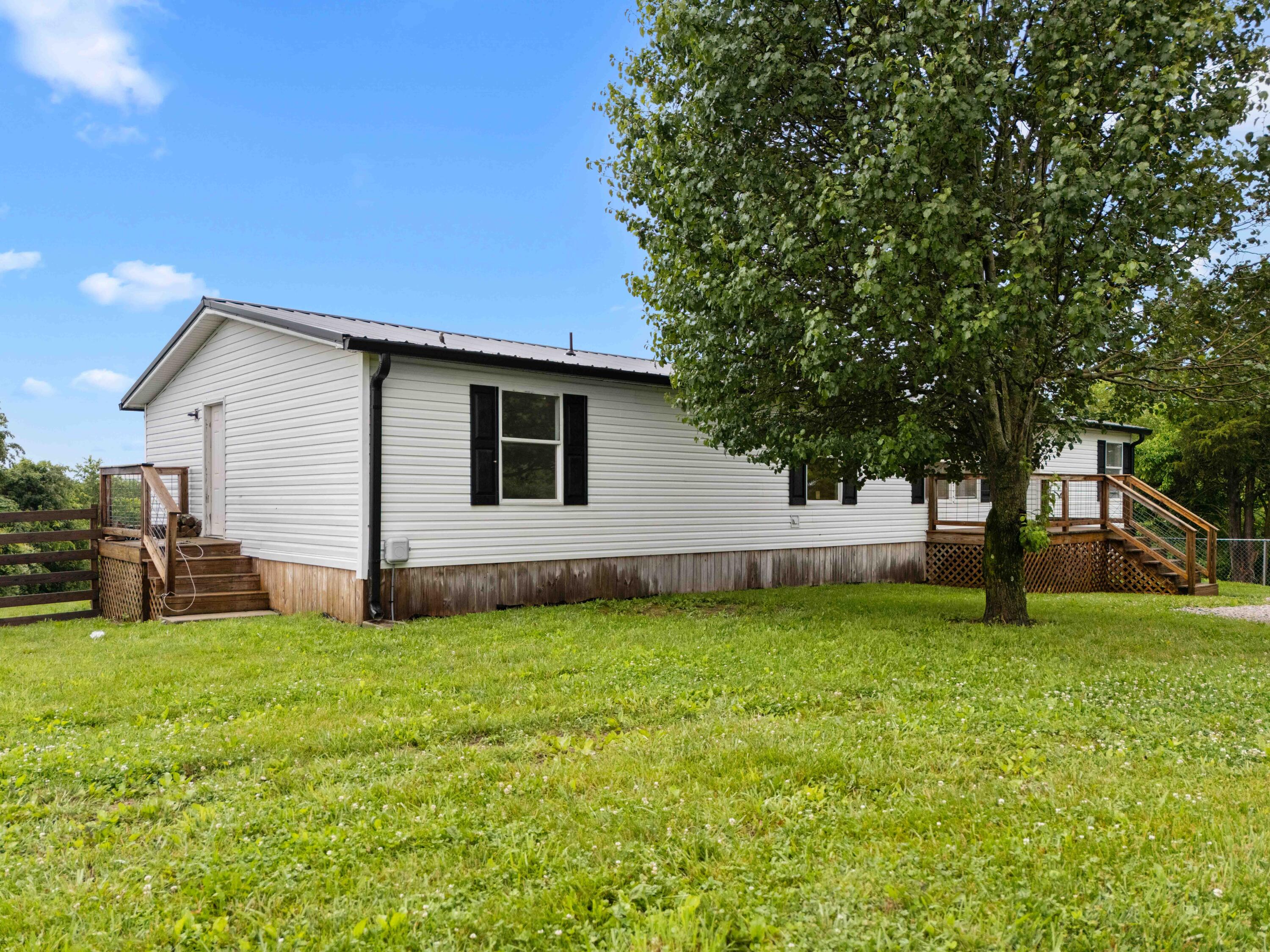 148 Caleast Road Richmond, KY 40475 - Photo 2 of 46 148 caleast Rd.-4