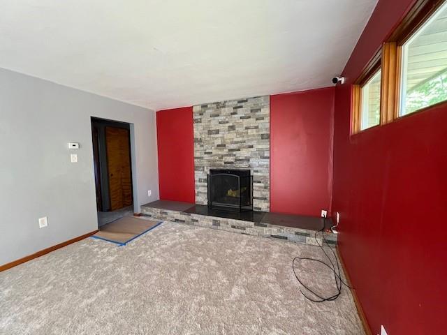 1035 Anderson Road Pittsburgh, PA 15209 - Photo 23 of 41 an empty room with windows