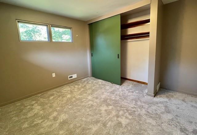 1035 Anderson Road Pittsburgh, PA 15209 - Photo 29 of 41 a view of an empty room and window