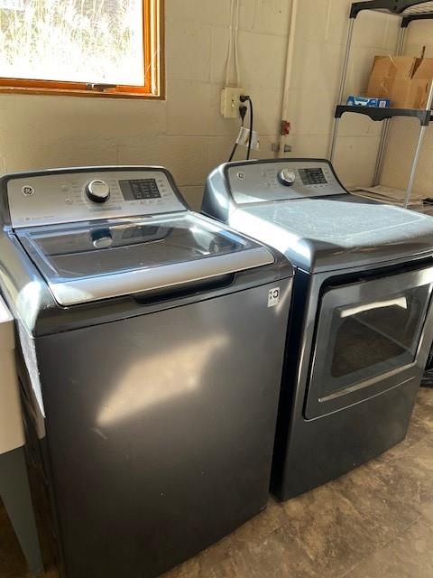 1035 Anderson Road Pittsburgh, PA 15209 - Photo 38 of 41 a close view of sink and stove