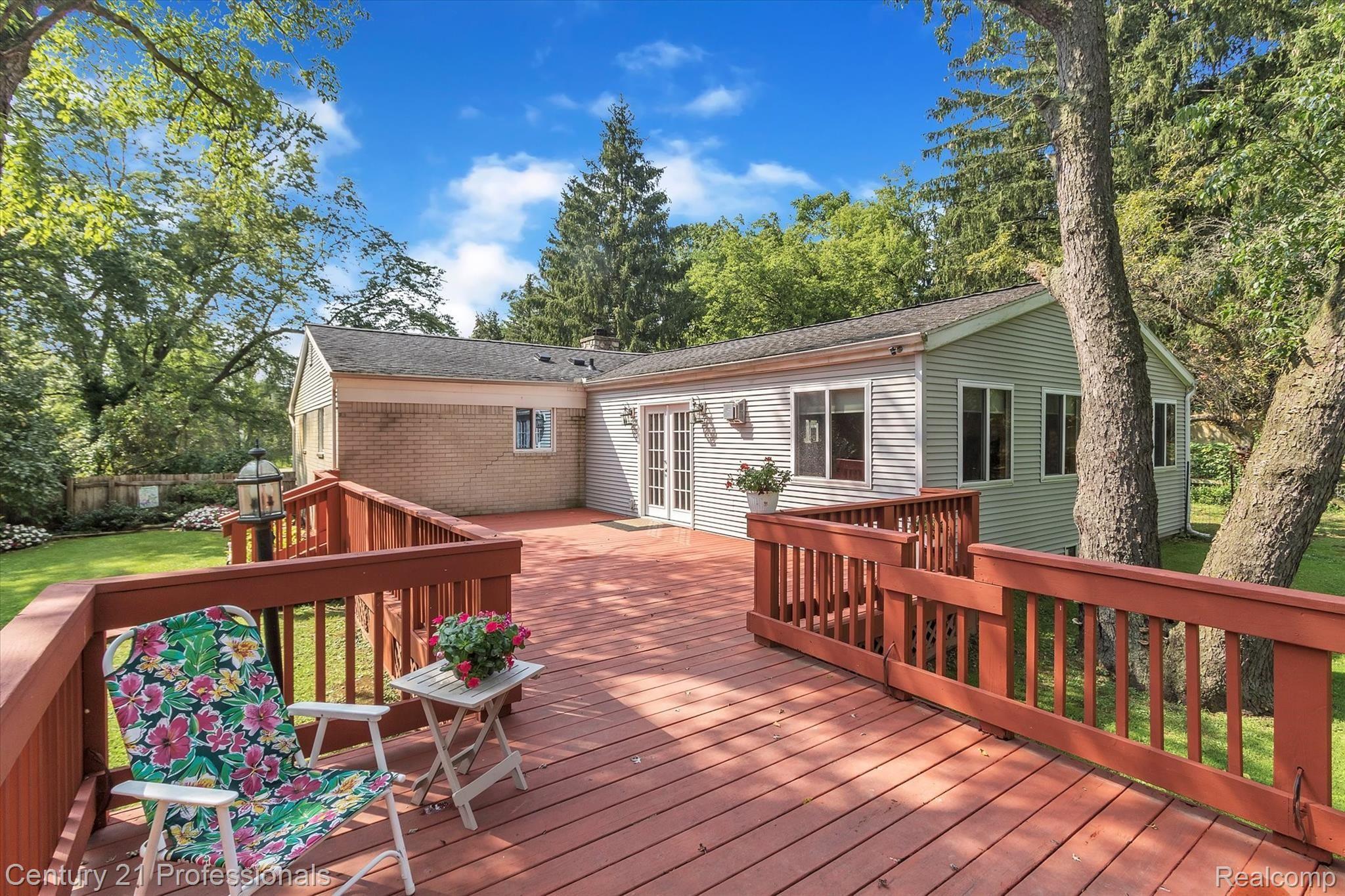28366 Rollcrest Road Farmington, MI 48334 - Photo 44 of 53 53-28366-Rollcrest-Rd-Windowstill-Real-Estate-Photography-57.jpg