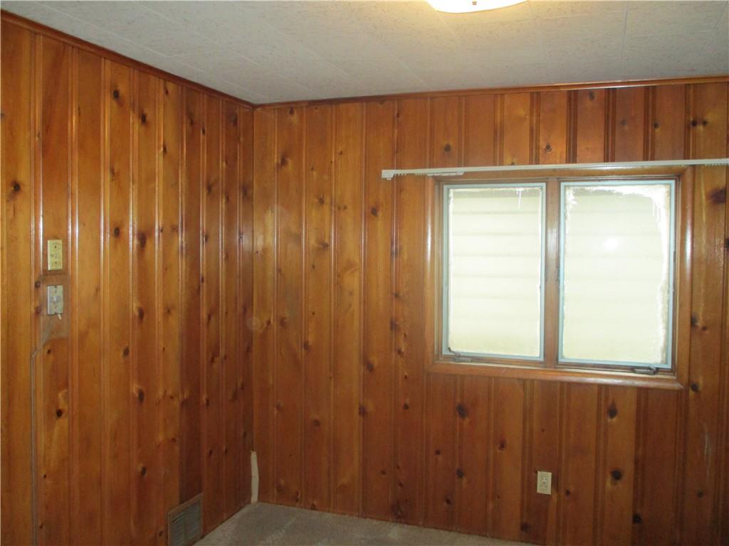 935 Addison Street Washington, PA 15301 - Photo 8 of 22 dining room