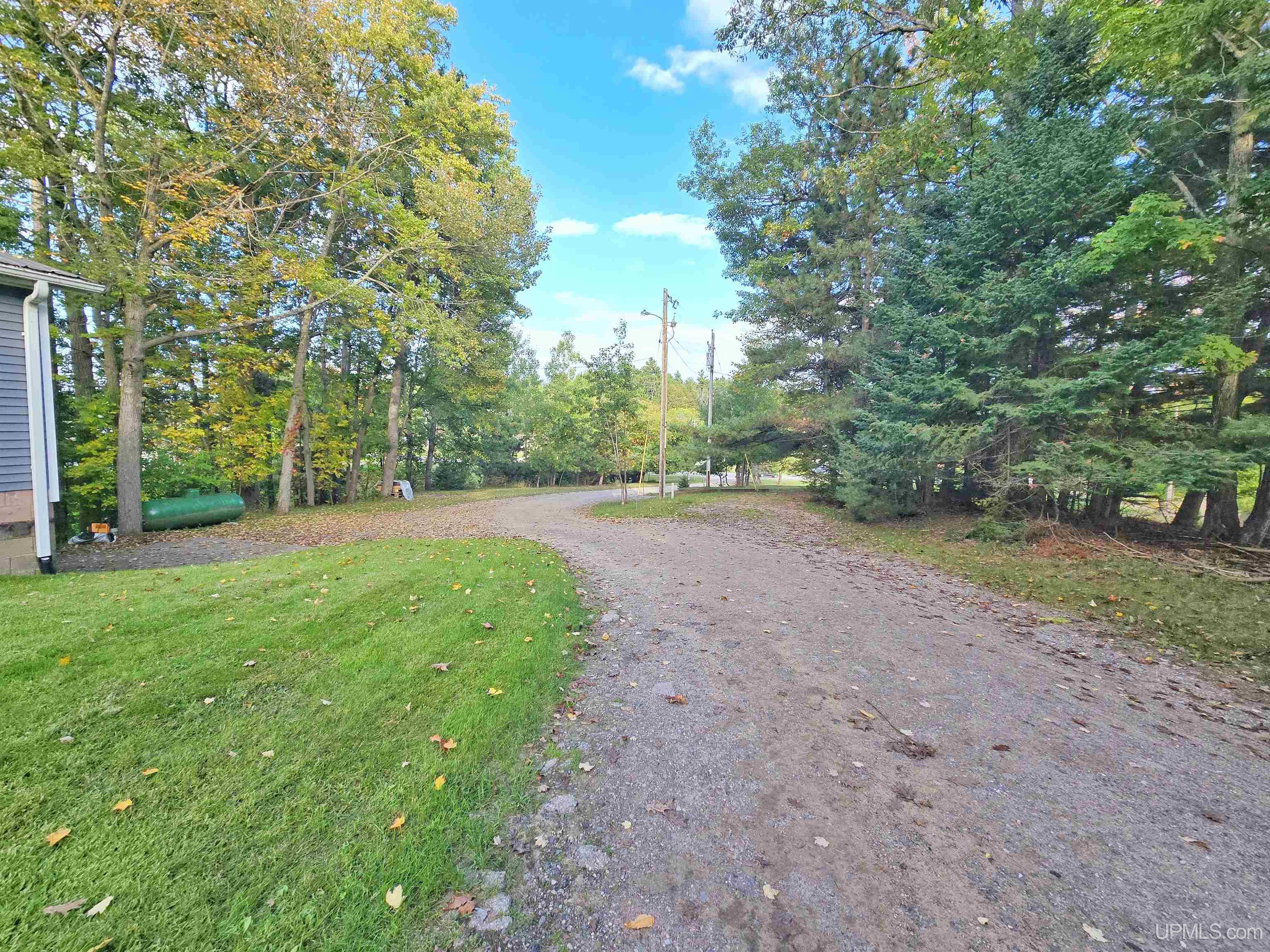 659 Roosevelt Road Niagara, WI 54151 - Photo 35 of 40