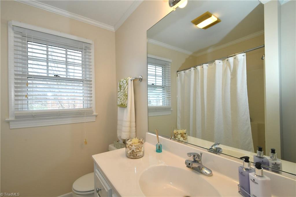 1729 Curraghmore Road Clemmons, NC 27012 - Photo 17 of 29