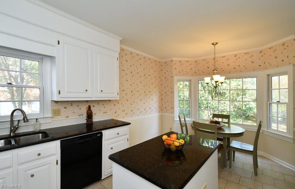 1729 Curraghmore Road Clemmons, NC 27012 - Photo 7 of 29