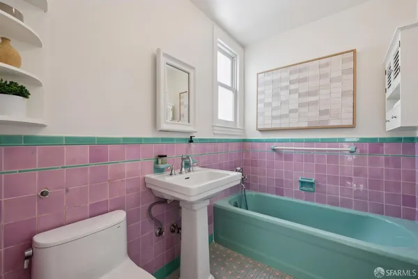 $1,595,000 | 2514 32nd Avenue, San Francisco, CA 94116