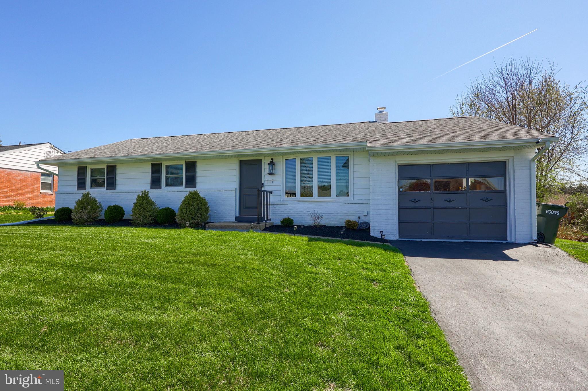 117 Whitney Road Lancaster, PA 17603 - Photo 2 of 44 Gallery Image 2