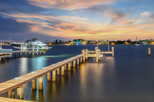 $25,900,000 | 2914 North Flagler Drive, West Palm Beach, FL 33407