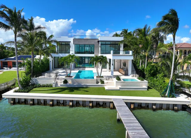 $25,900,000 | 2914 North Flagler Drive, West Palm Beach, FL 33407