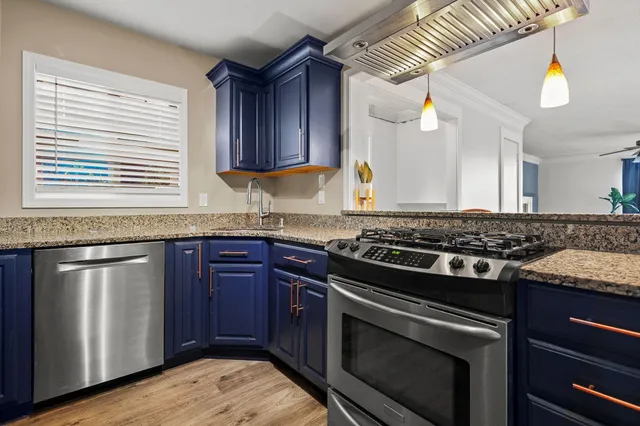 $325,000 | 2233 Vista Avenue, Redding, CA 96001