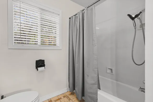 $325,000 | 2233 Vista Avenue, Redding, CA 96001