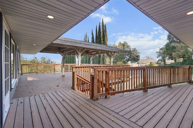 $325,000 | 2233 Vista Avenue, Redding, CA 96001