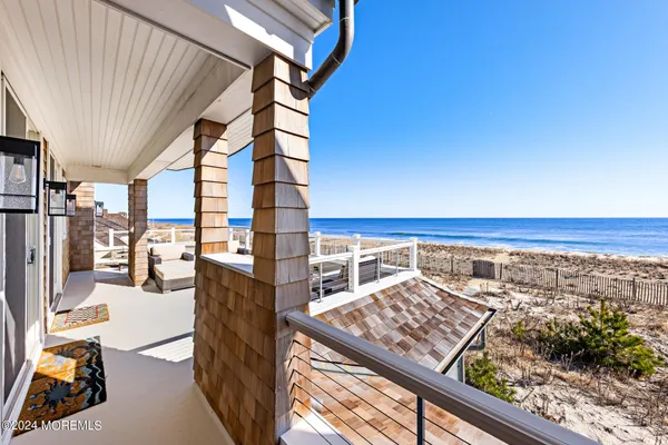 $12,500,000 | 1437 Ocean Avenue, Mantoloking, NJ 08738