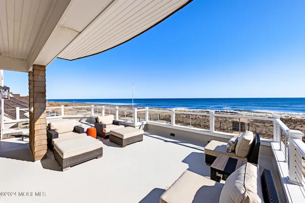 $12,500,000 | 1437 Ocean Avenue, Mantoloking, NJ 08738