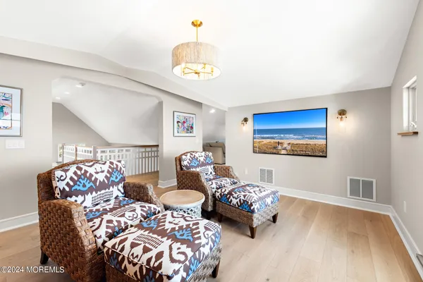 $12,500,000 | 1437 Ocean Avenue, Mantoloking, NJ 08738