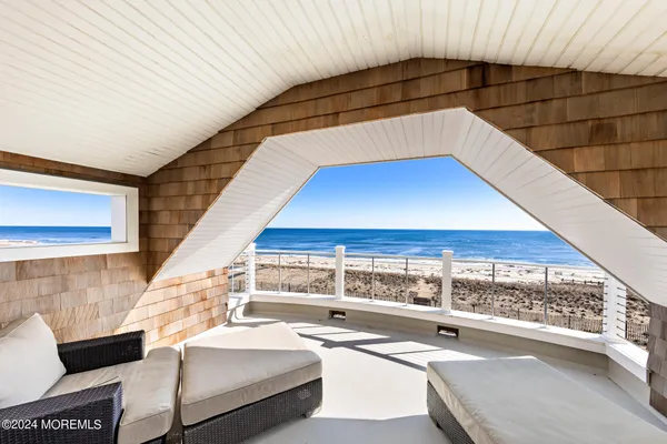 $12,500,000 | 1437 Ocean Avenue, Mantoloking, NJ 08738