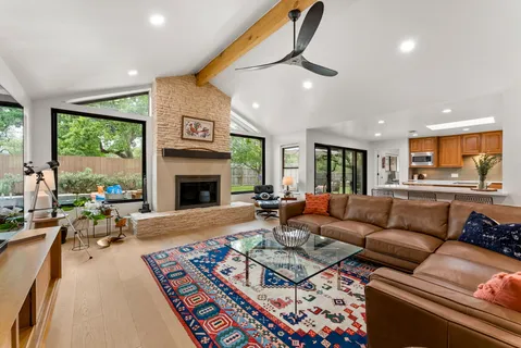 $985,000 | 10503 Spicewood Parkway, Austin, TX 78750