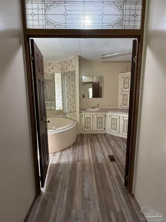 $1,400 | 649 Hwy 95-a Cantonment, Cantonment, FL 32533