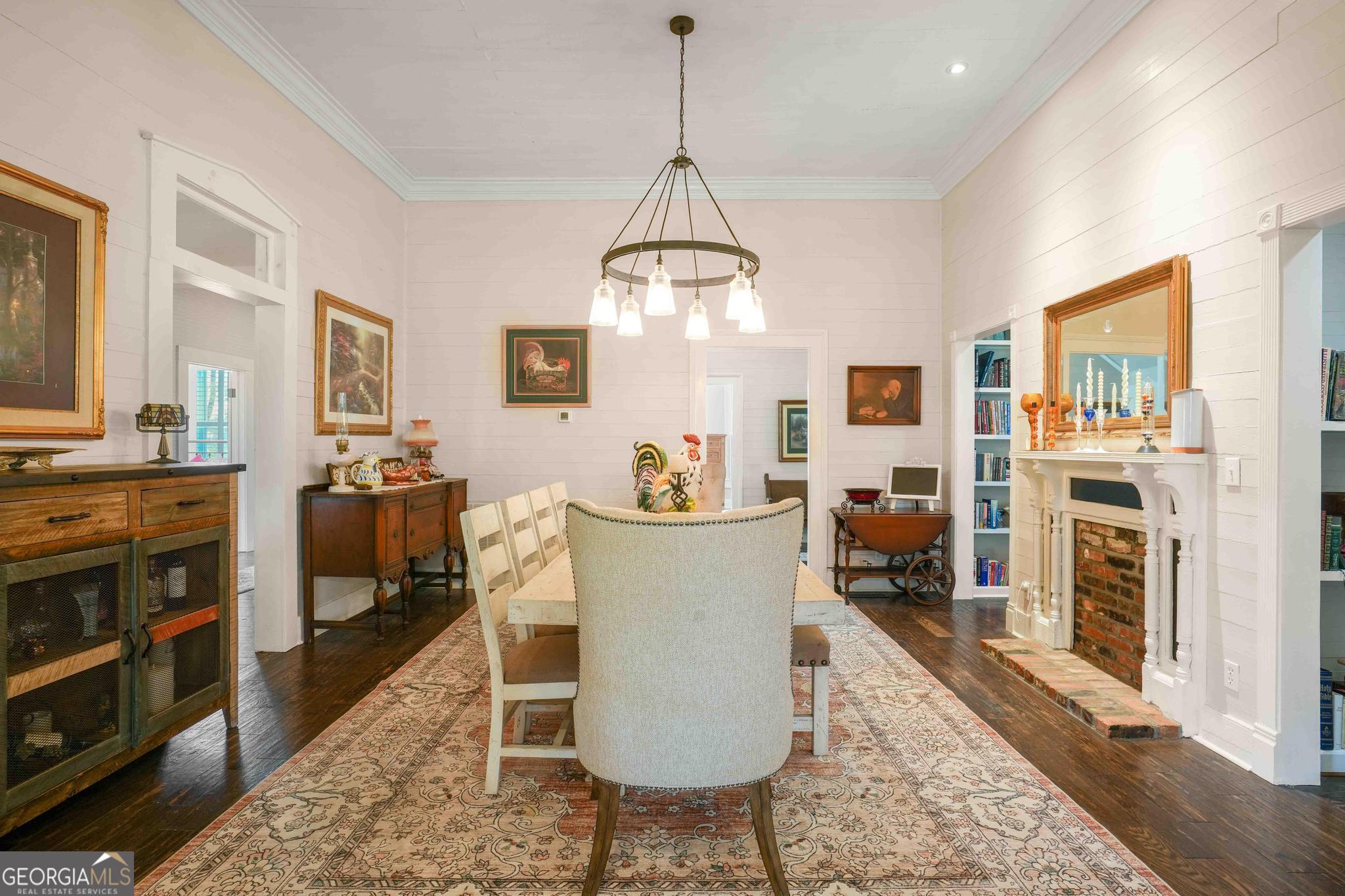 193 Bartee Road Woodbury, GA 30293 - Photo 21 of 84 a view of a living room and dining room