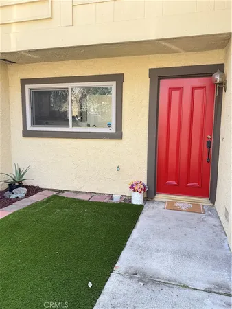 $320,500 | 2618 North Tustin Avenue, Unit D/34, Santa Ana, CA 92705