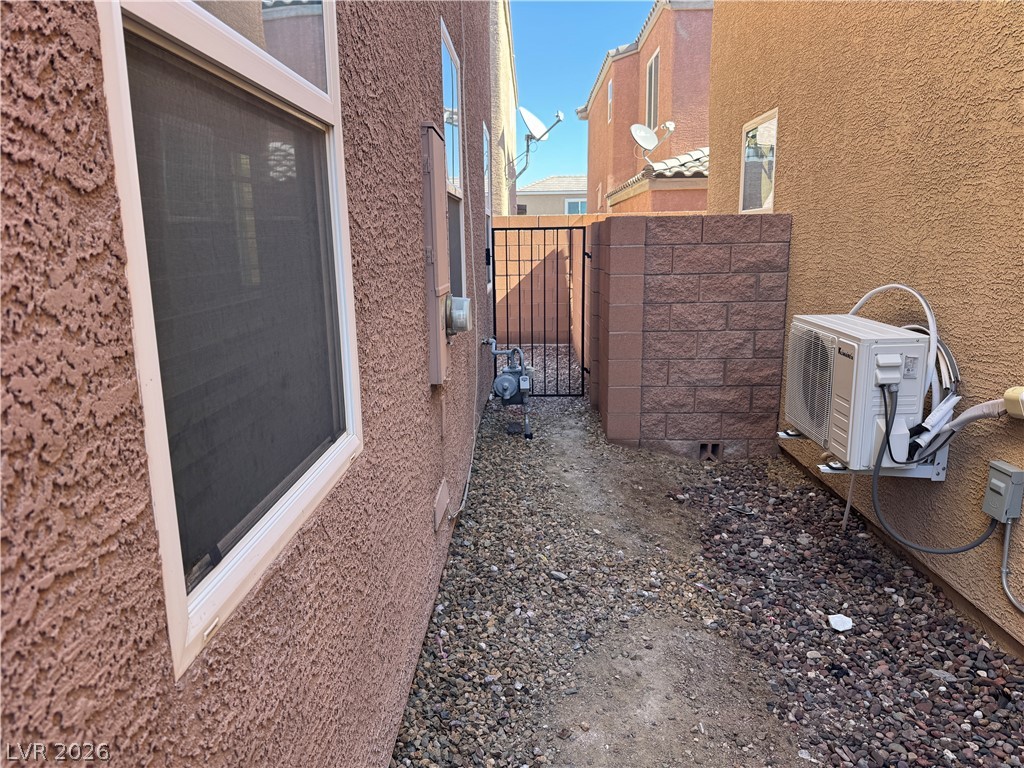 6208 Yankee Spring Street Las Vegas, NV 89122 - Photo 27 of 31
