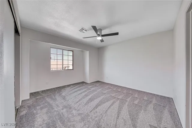 $519,500 | 6705 West Shallow Creek Court, Las Vegas, NV 89108