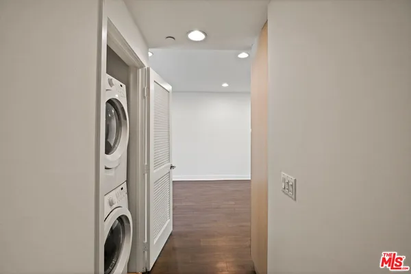 $4,095 | 6217 Waring Avenue, Unit PH1, Los Angeles, CA 90038