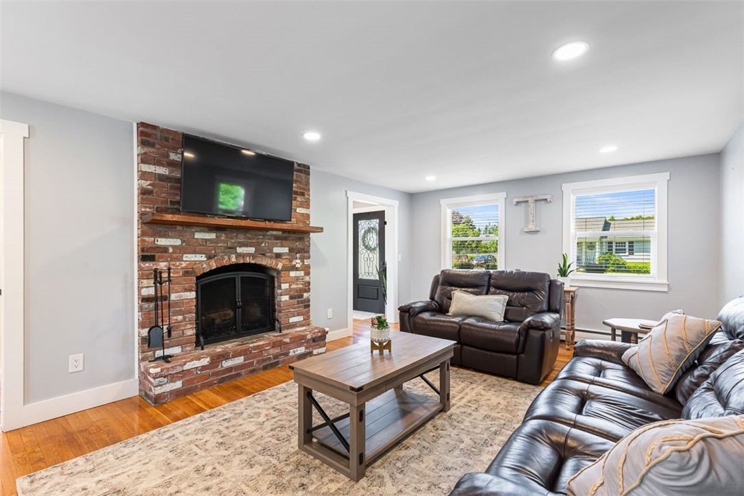 12 Highview Avenue Warren, RI 02885 - Photo 18 of 47