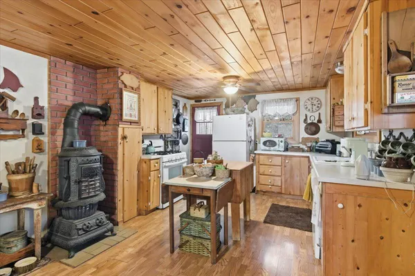 $325,000 | 2170 County Road 5 Northwest, Hackensack, MN 56452