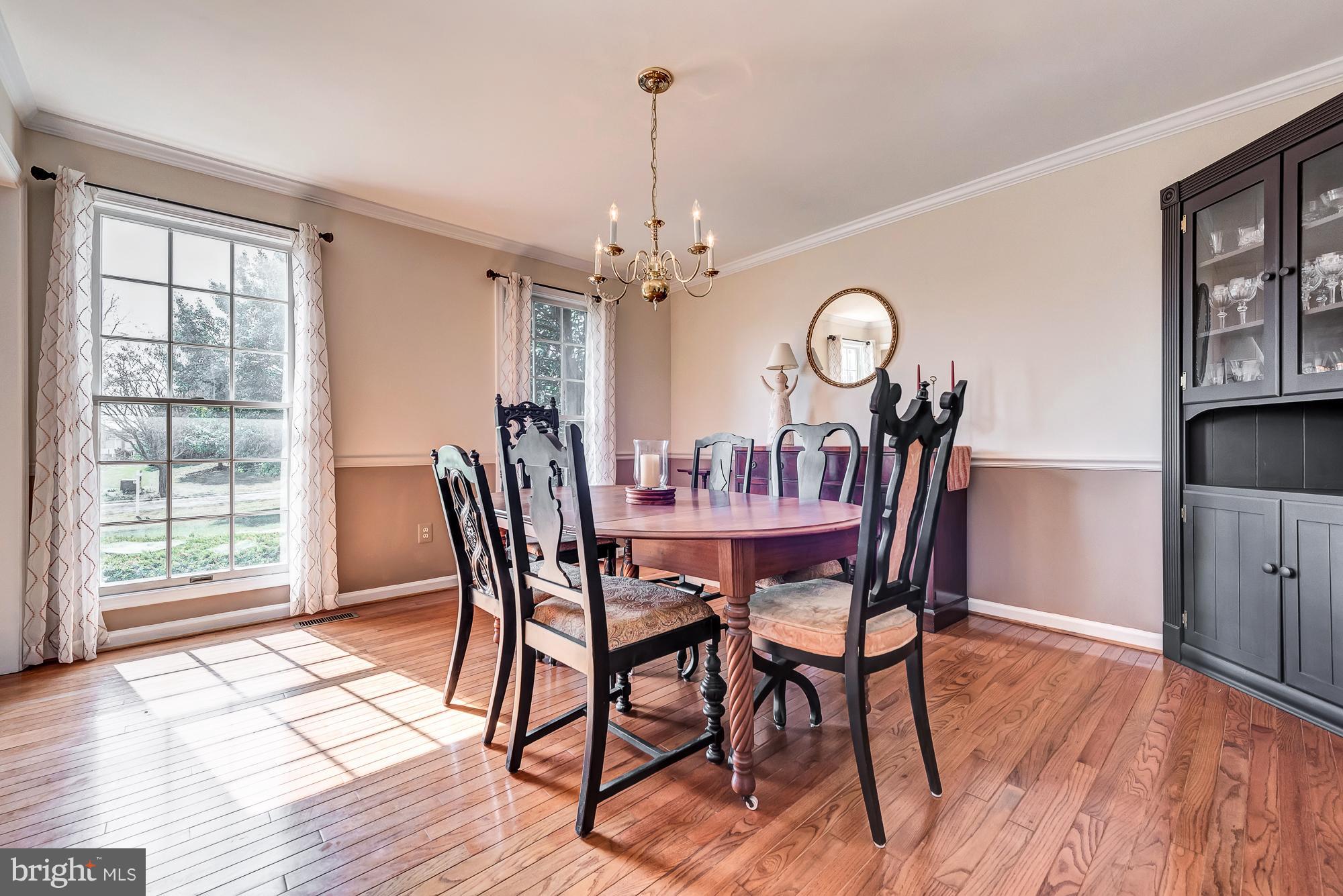 16903 Hoskinson Road Poolesville, MD 20837 - Photo 14 of 29 Dining Room