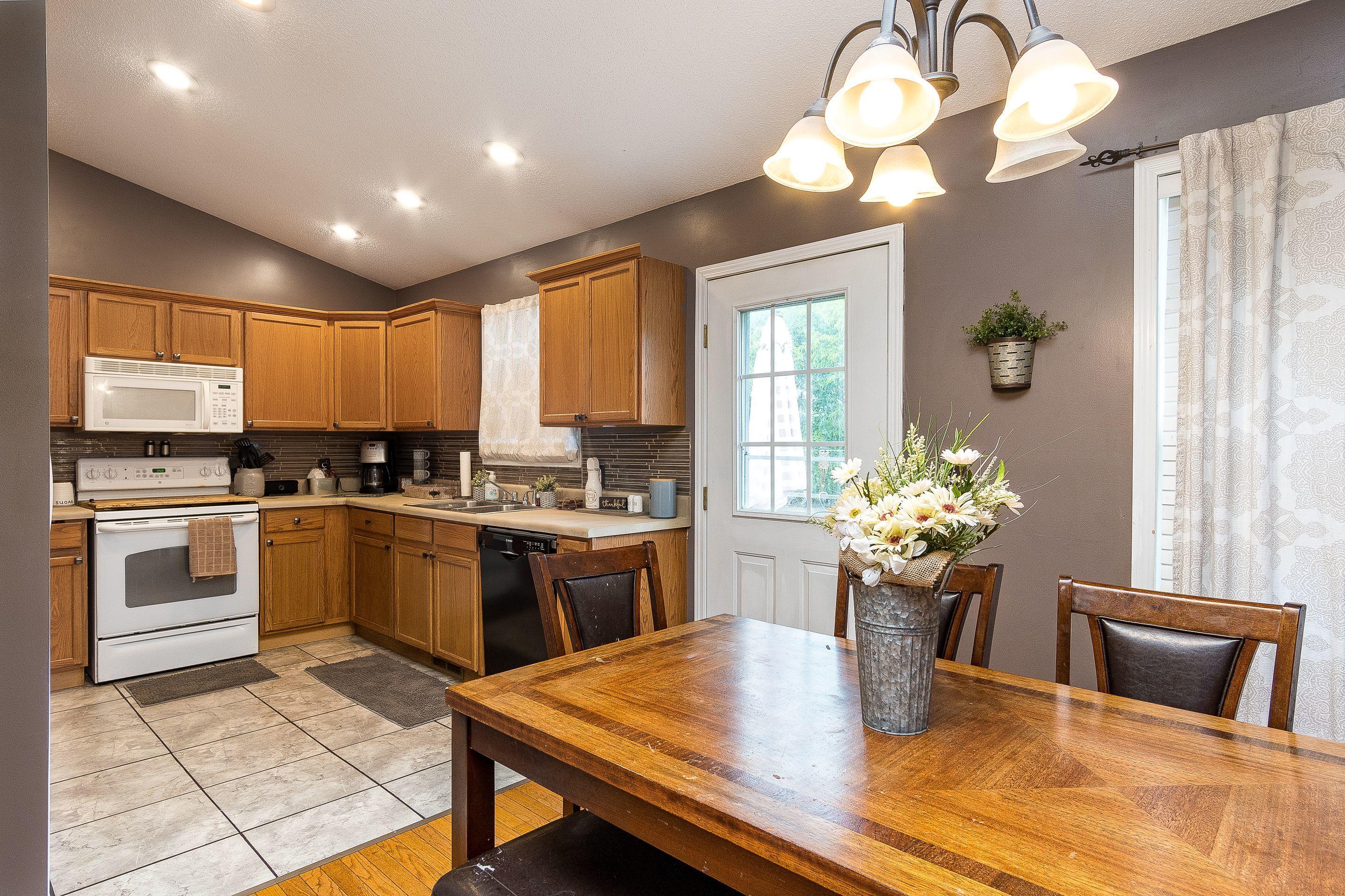 341 McInturff Road Limestone, TN 37681 - Photo 11 of 31 RHTQxyMA