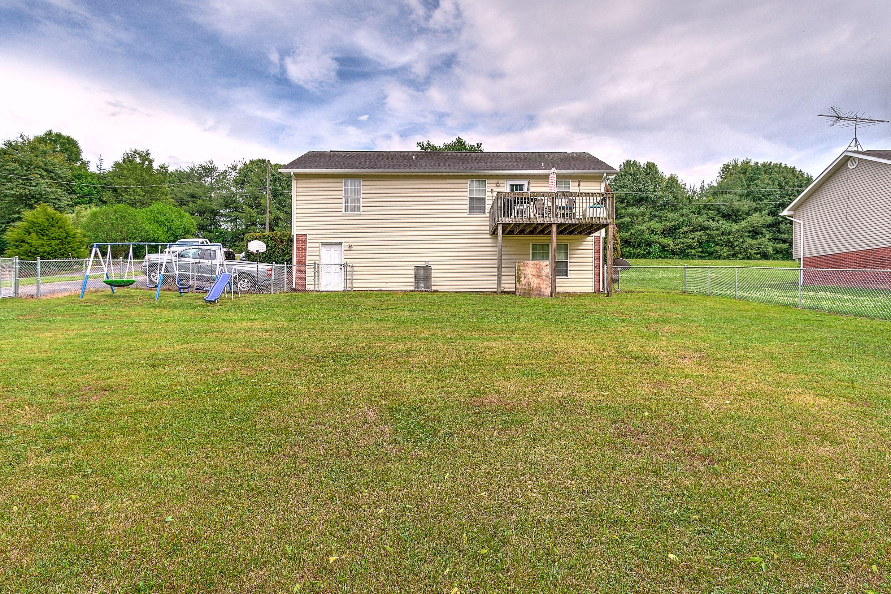 341 McInturff Road Limestone, TN 37681 - Photo 6 of 31 LLez5c6w