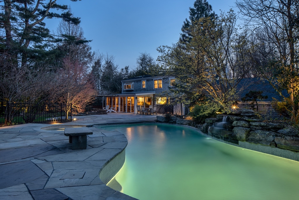 23 Prospect Road Mattapoisett, MA 02739 - Photo 7 of 42 Gallery Image 7
