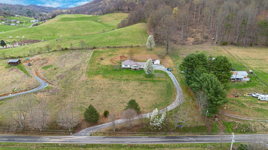 15393 Mountain Spring Road Abingdon, VA 24210 - Photo 57 of 61 Gallery Image 57