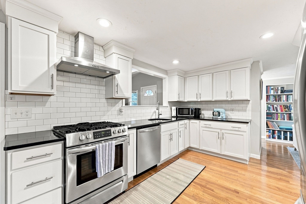 25 Mohawk Path Bellingham, MA 02019 - Photo 14 of 42 Gallery Image 14