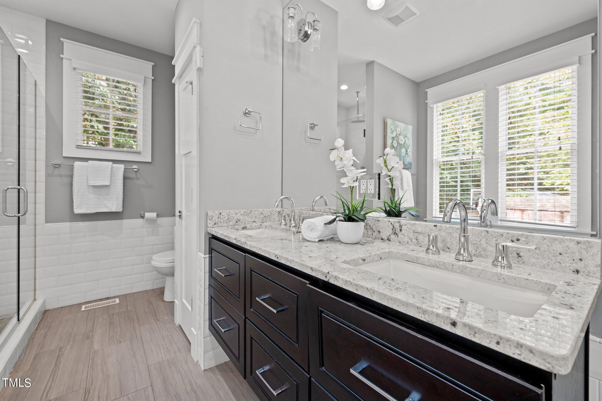 1946 Bernard Street Raleigh, NC 27608 - Photo 28 of 48 33-web-or-mls-5Z8A9165