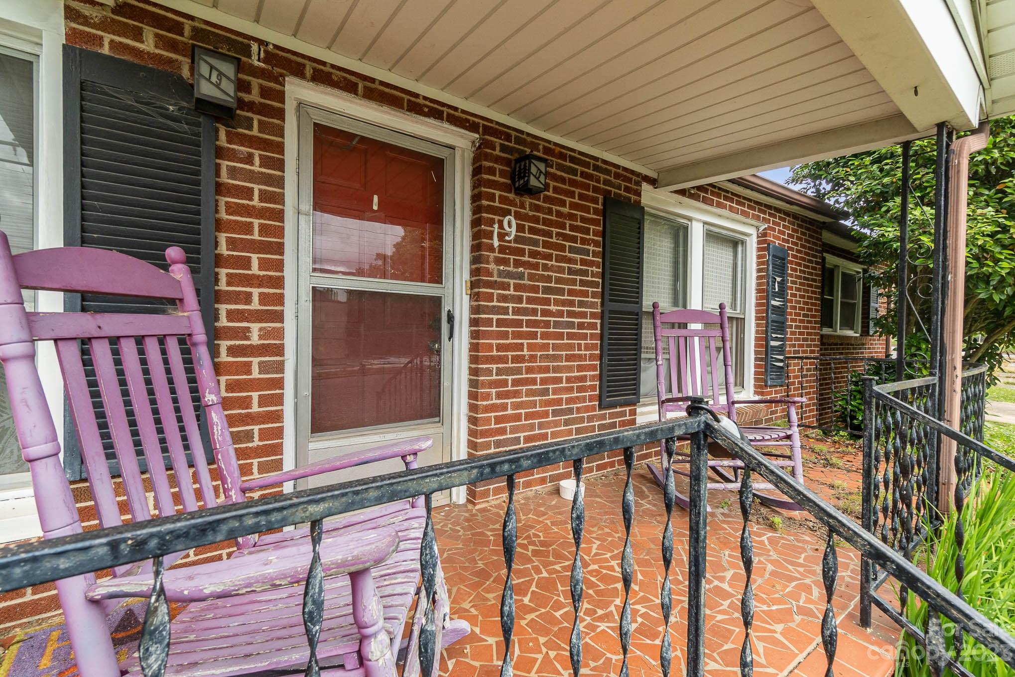 19 Union Street Maiden, NC 28650 - Photo 4 of 29 a view of an house with backyard and deck