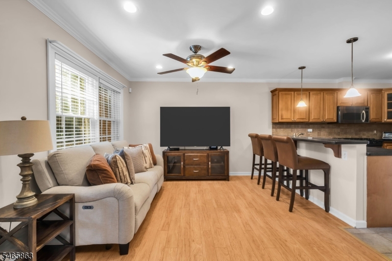 645 Ridgedale Avenue, Unit 4 East Hanover, NJ 07936 - Photo 5 of 36 Gallery Image 5