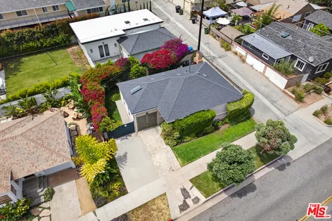 $1,585,000 | 2822 11th Street, Santa Monica, CA 90405
