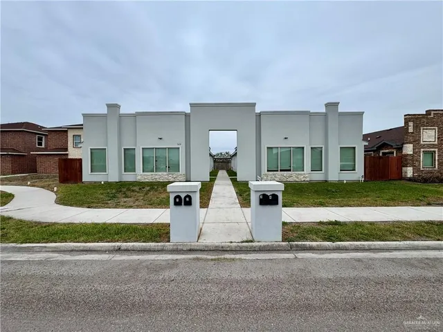 $1,000 | 2606 Primrose Avenue, Unit 3, Edinburg, TX 78541