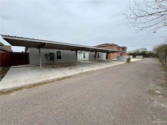 $1,000 | 2606 Primrose Avenue, Unit 3, Edinburg, TX 78541
