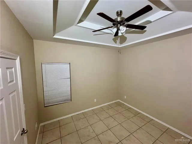 $1,000 | 2606 Primrose Avenue, Unit 3, Edinburg, TX 78541