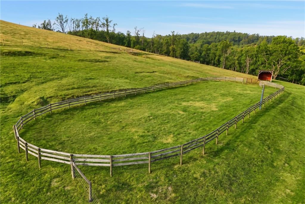327 Sugar Run Road Waynesburg, PA 15370 - Photo 2 of 42