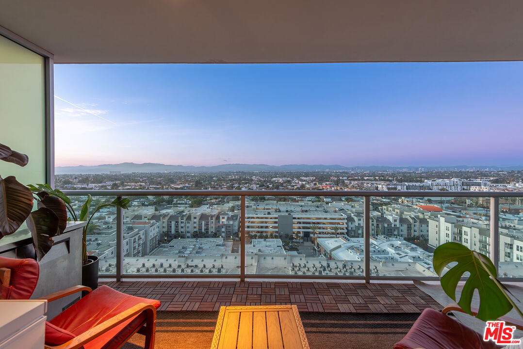 13700 Marina Pointe Drive, Unit 1520 Marina del Rey, CA 90292 - Photo 2 of 64 a view of a balcony with city view