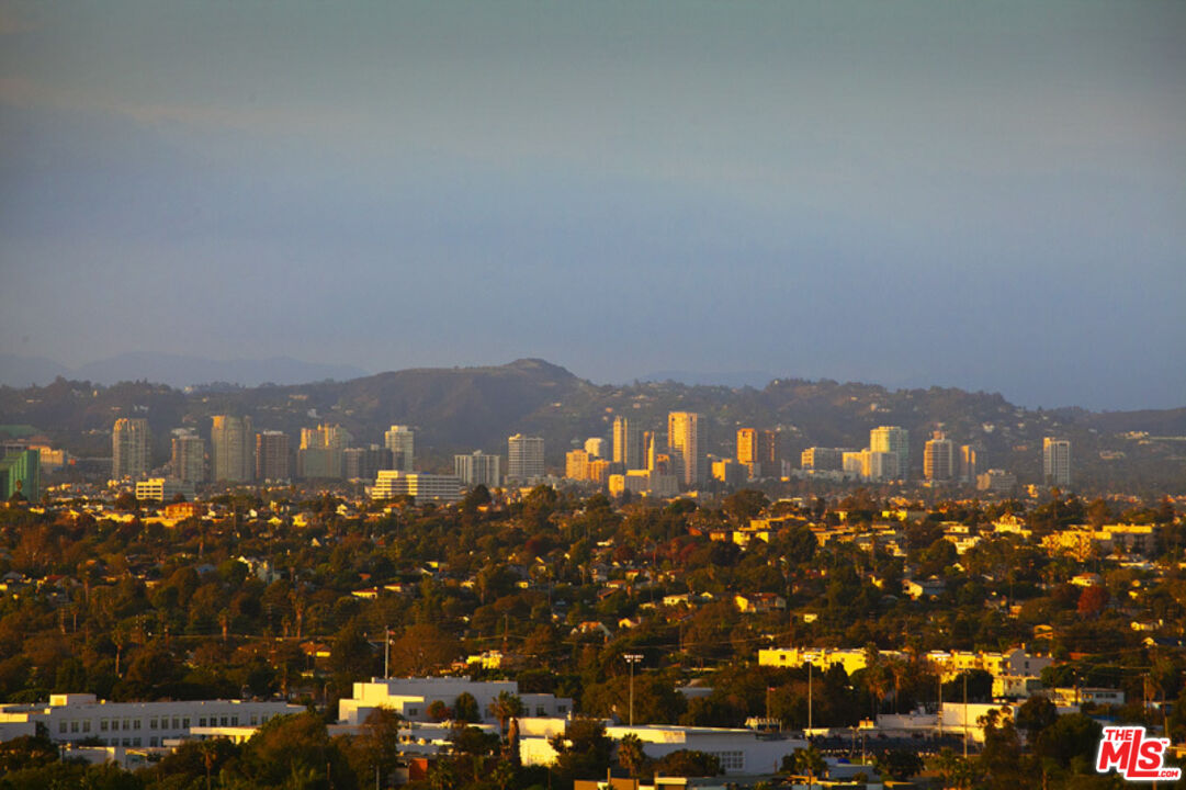 13700 Marina Pointe Drive, Unit 1520 Marina del Rey, CA 90292 - Photo 24 of 64