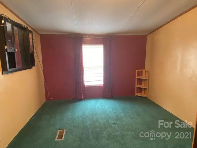 3275 Piedmont Road Morganton, NC 28655 - Photo 9 of 14 Gallery Image 9