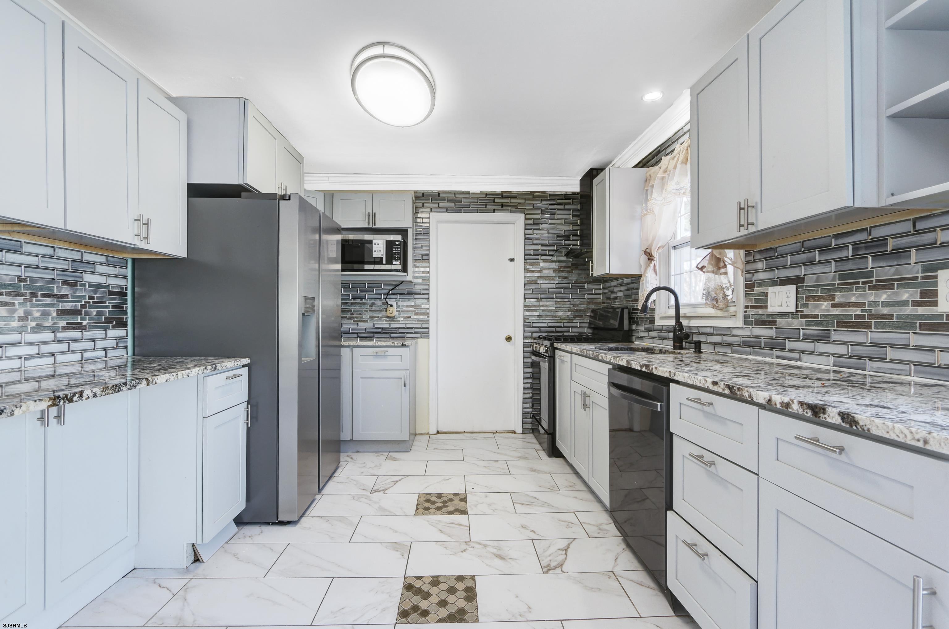 2301 Zion Road Northfield, NJ 08225 - Photo 3 of 39